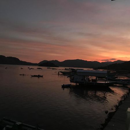 Ora Komodo Home Stay Esterno foto