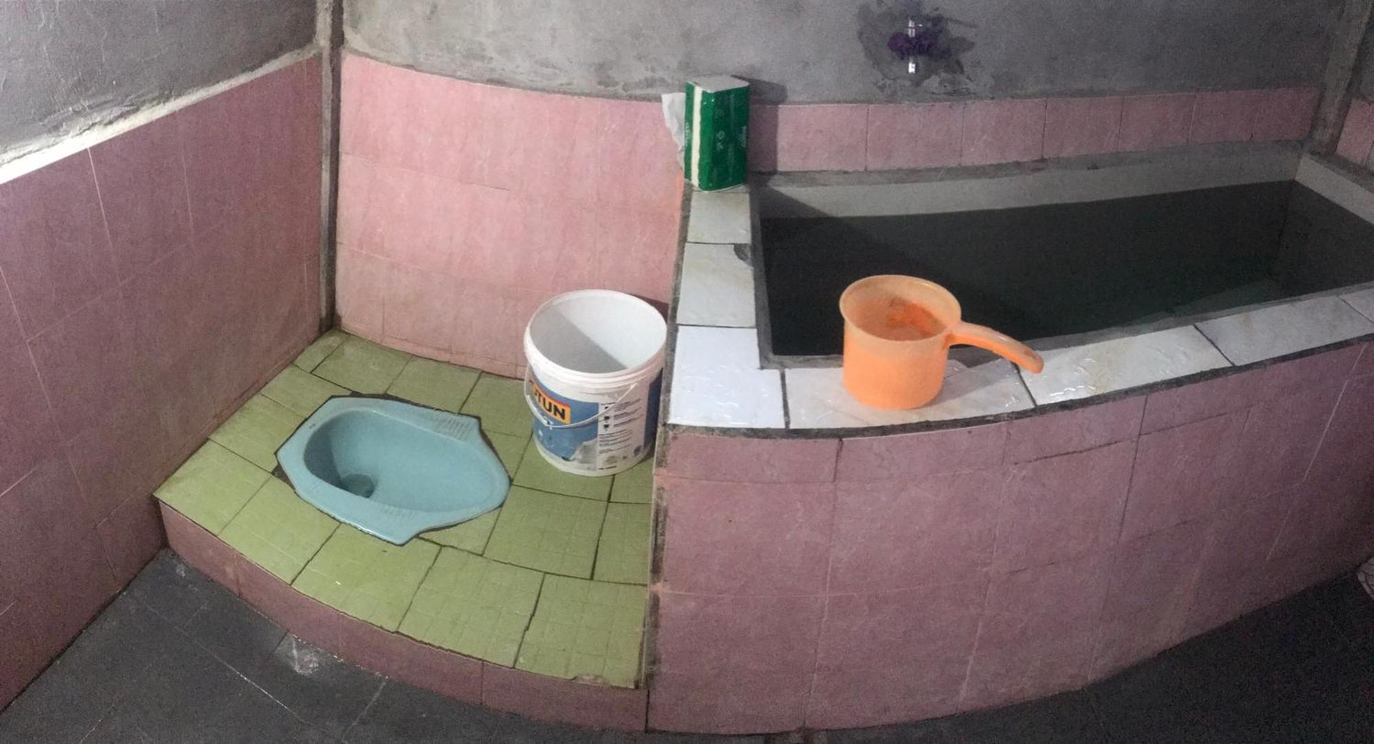 Ora Komodo Home Stay Esterno foto